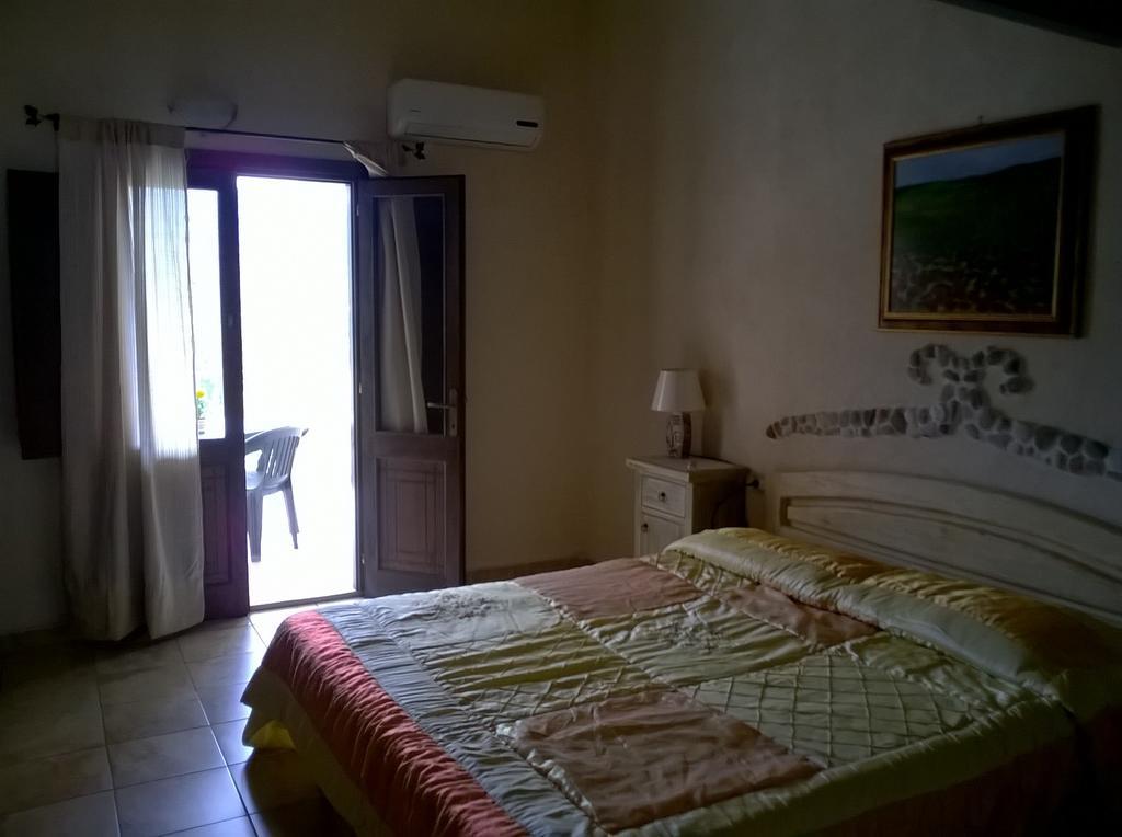 Hotel Valle Del Cedrino Galtellì 외부 사진