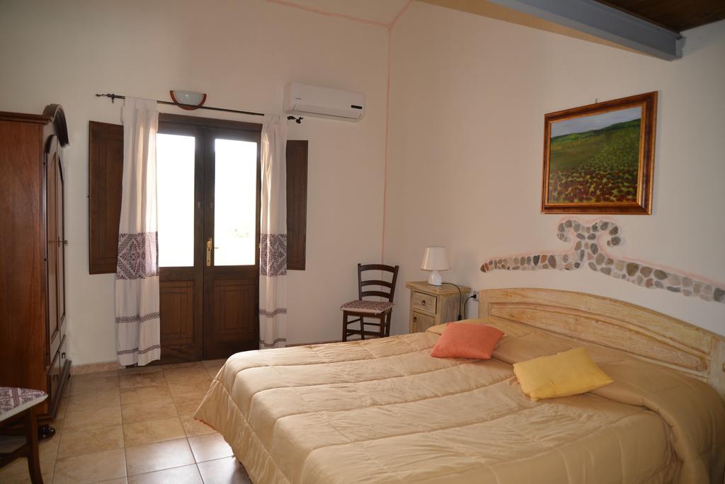 Hotel Valle Del Cedrino Galtellì 외부 사진