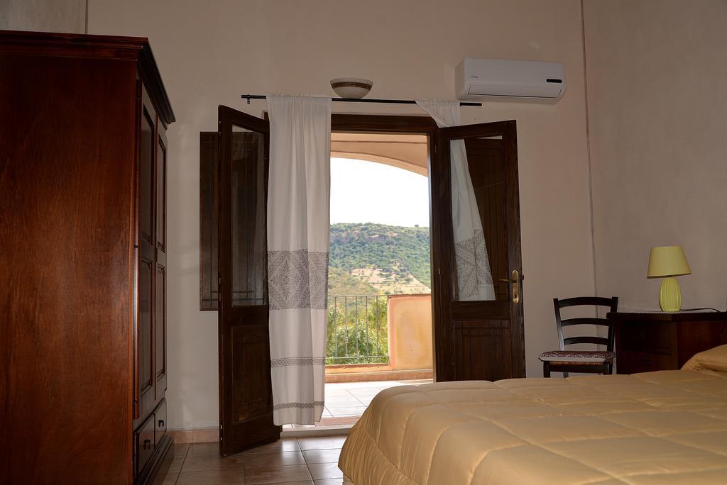 Hotel Valle Del Cedrino Galtellì 외부 사진