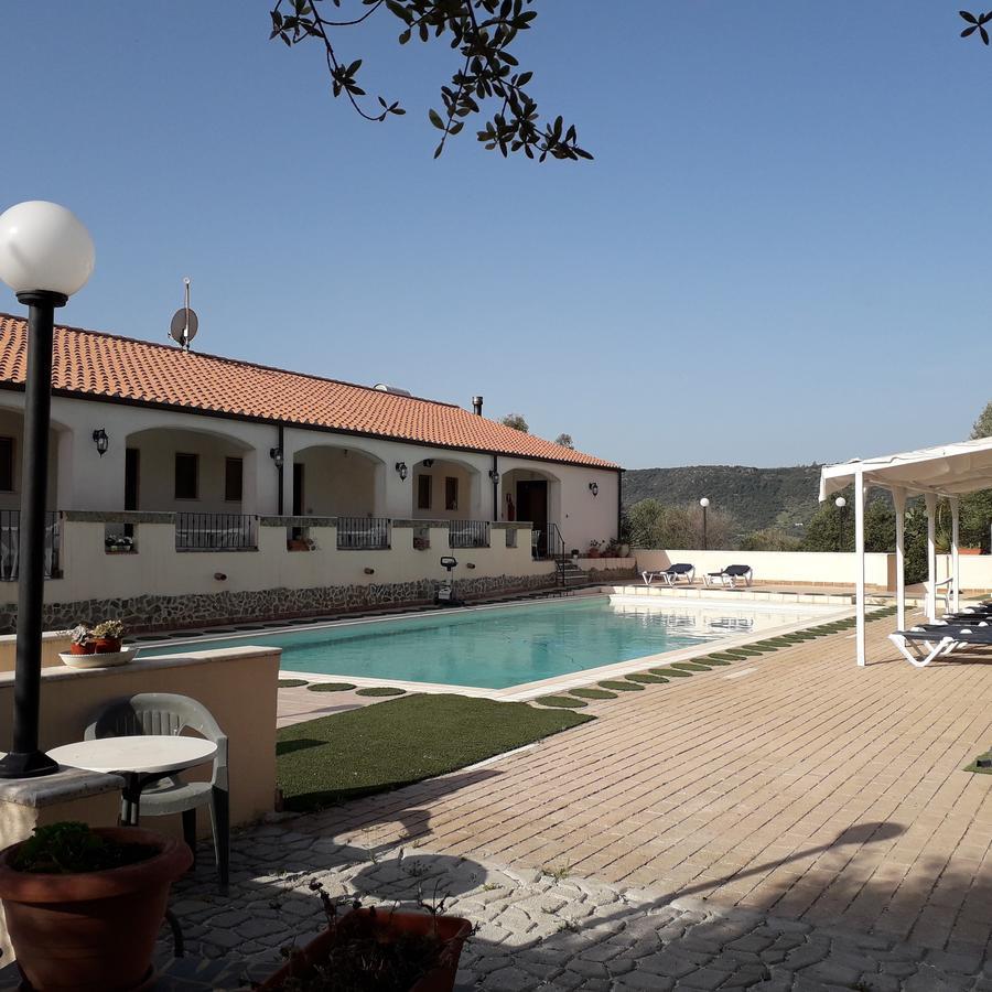 Hotel Valle Del Cedrino Galtellì 외부 사진